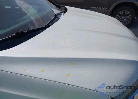 2016 Honda Pilot Touring z USA, uszkodzony, nr VIN 5FNYF5H93GB030459